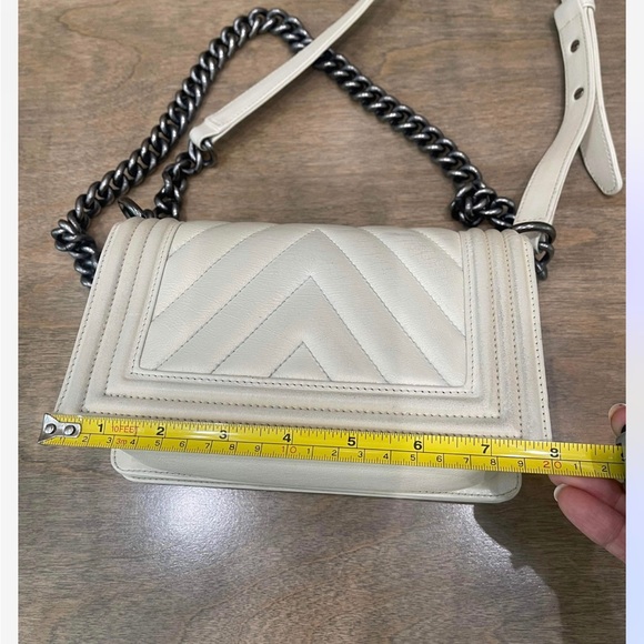 Chanel white boy bag - Picture 5 of 7